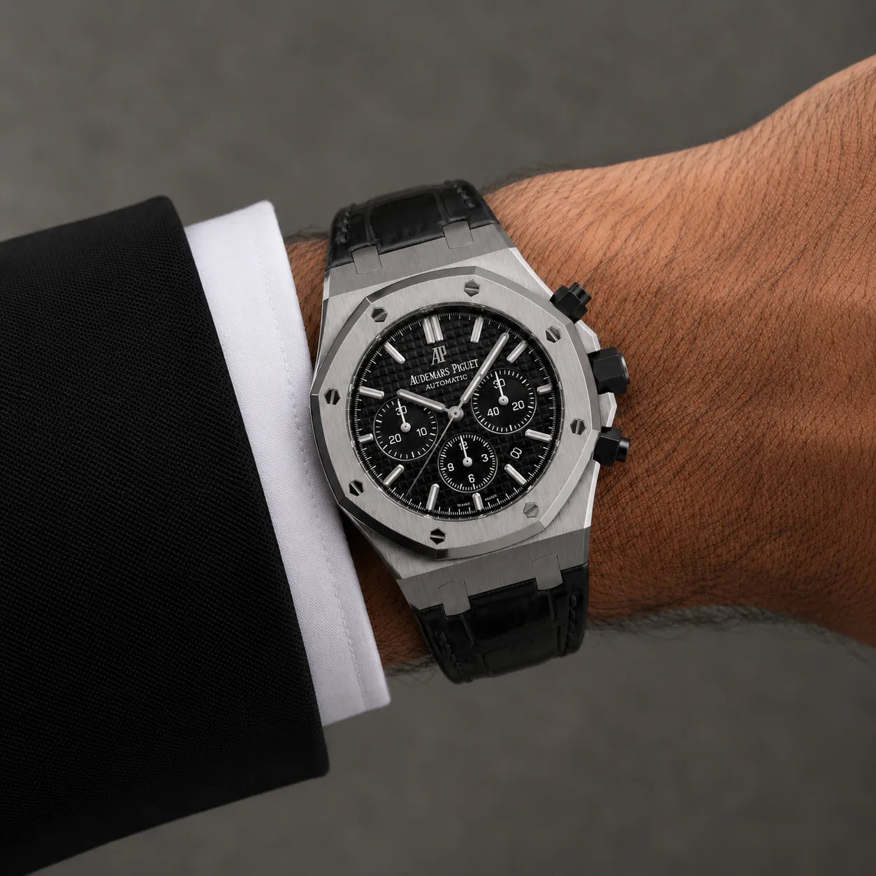 Black leather strap for Audemars Piguet Royal Oak worn on the wrist - Maison Brassel